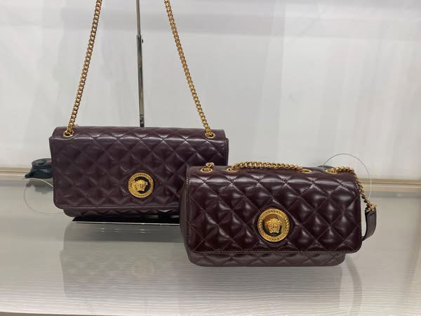 کیفهای زنانه Versace