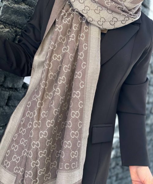 شال مارک گوجی قهوه ای