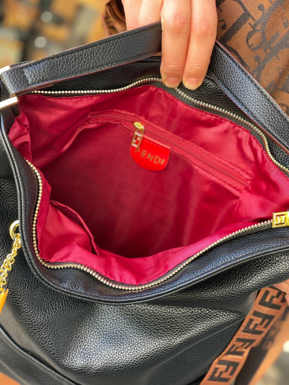 کیف زنانه مارک فندی 6 کیف زنانه مارک فندی - Image 6